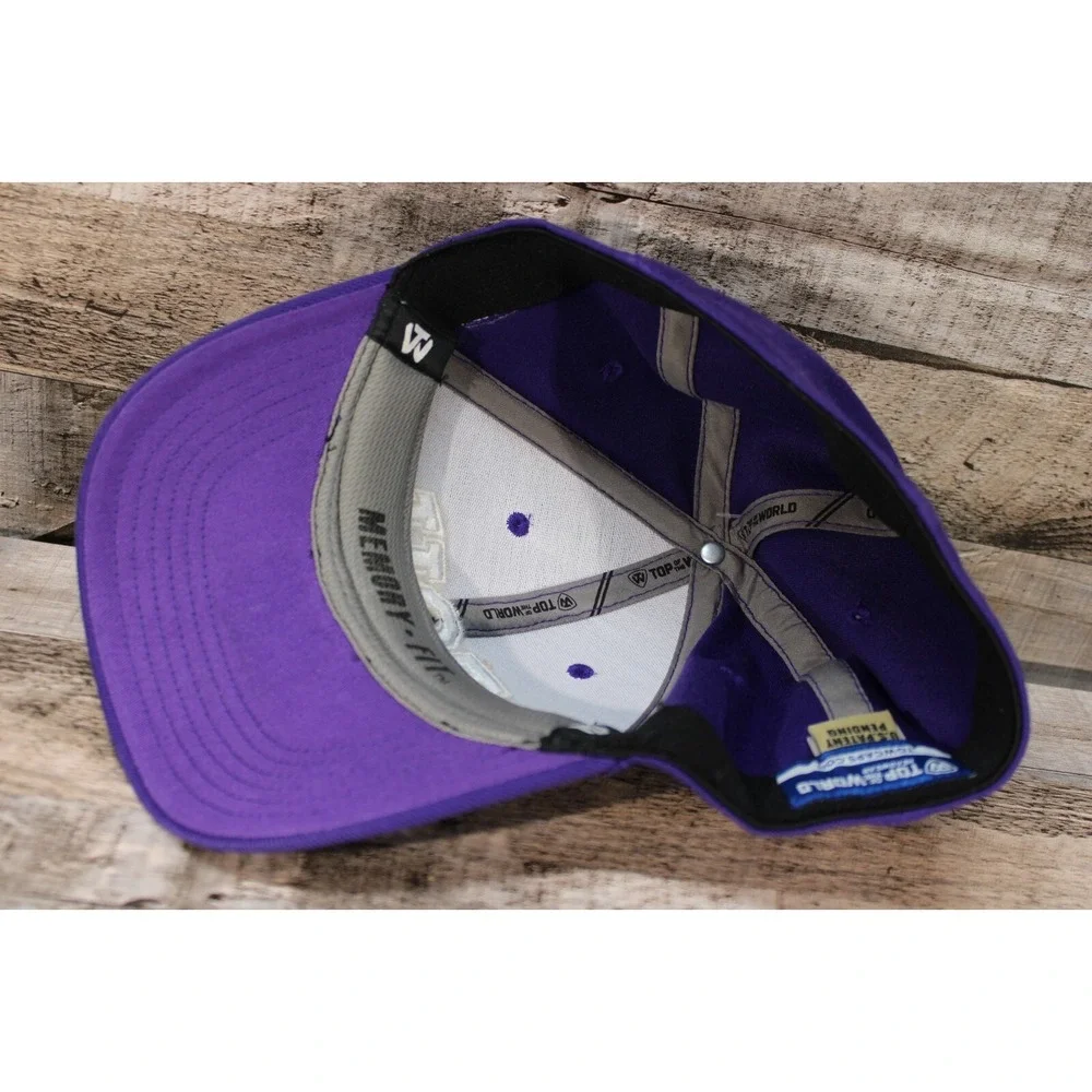NWT Top‎ of the World TCU University Fitted Hat Size M/L Purple